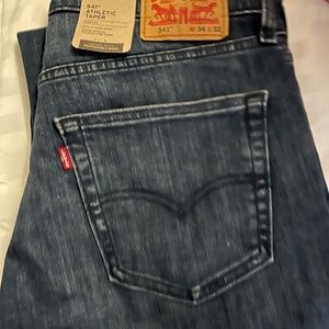 Levi's Men's Relaxed Fit Jeans in Blue